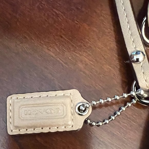 Coach Brown Pink Signature Circle Print 6" Wristlet - Picture 2 of 5